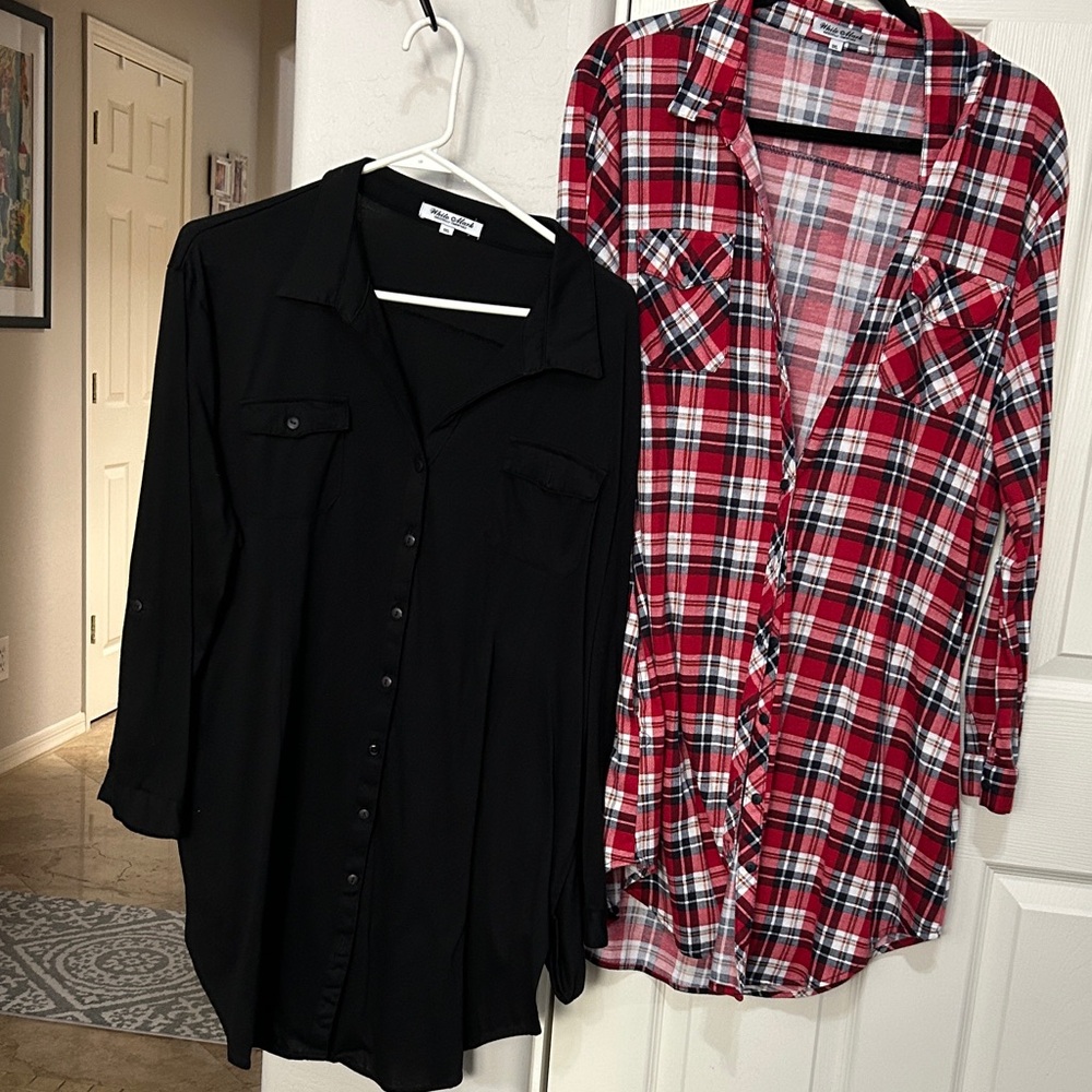 Black and Red Plaid Button-Up Shirts